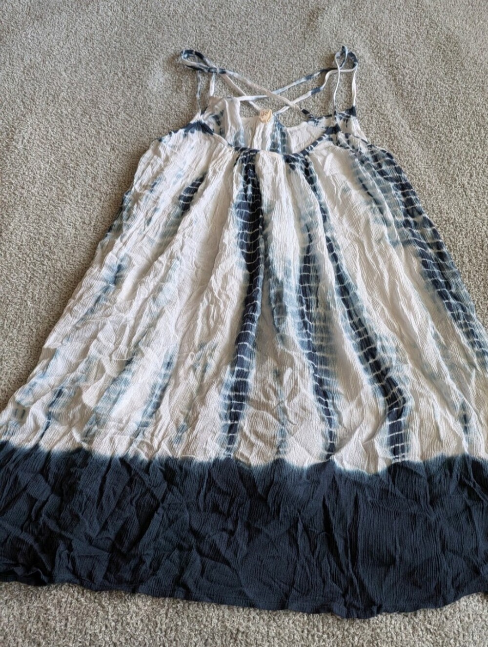 🌼B2G1🌼 Elan White and Navy Tie-Dye Crinkle Sundress